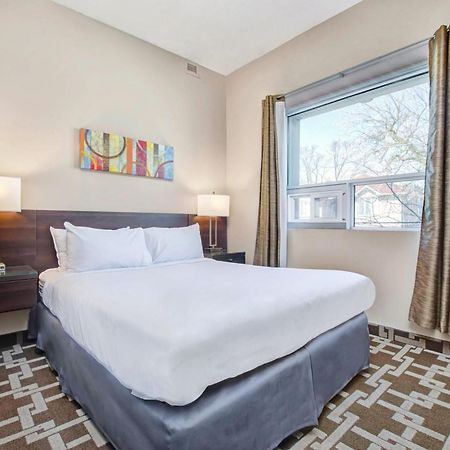 Willowdale Hotel Toronto North York Oda fotoğraf